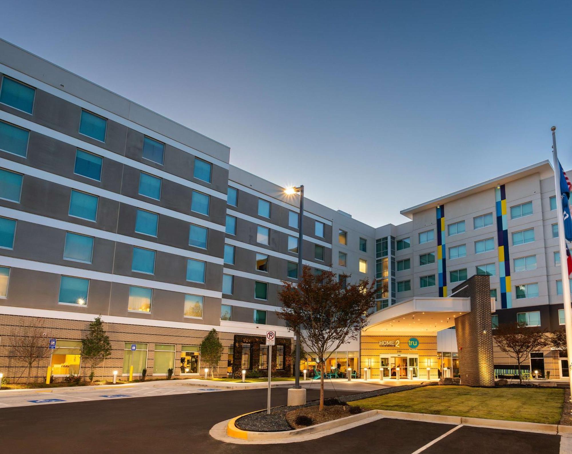 Tru By Hilton Atlanta Airport College Park Hotel Exterior photo